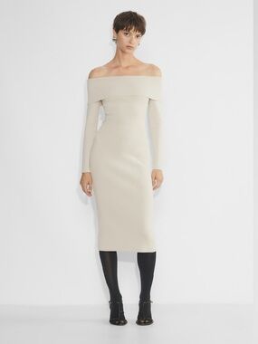 NWT Aritzia Off-the-Shoulder Sculpt Knit Midi Dress in Light Cream (Matte Pearl)